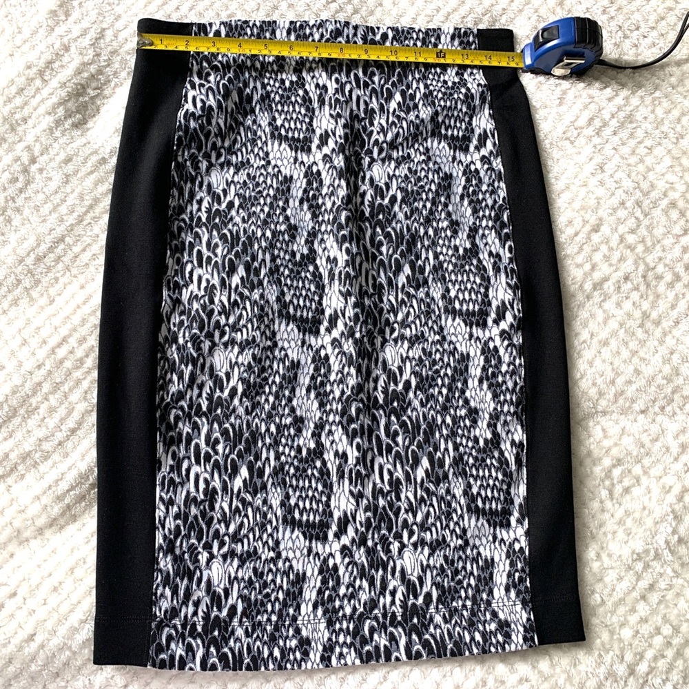 How Fresh Animal print pencil skirt
